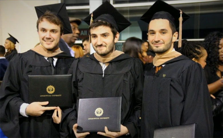 cérémonie de remise des diplômes