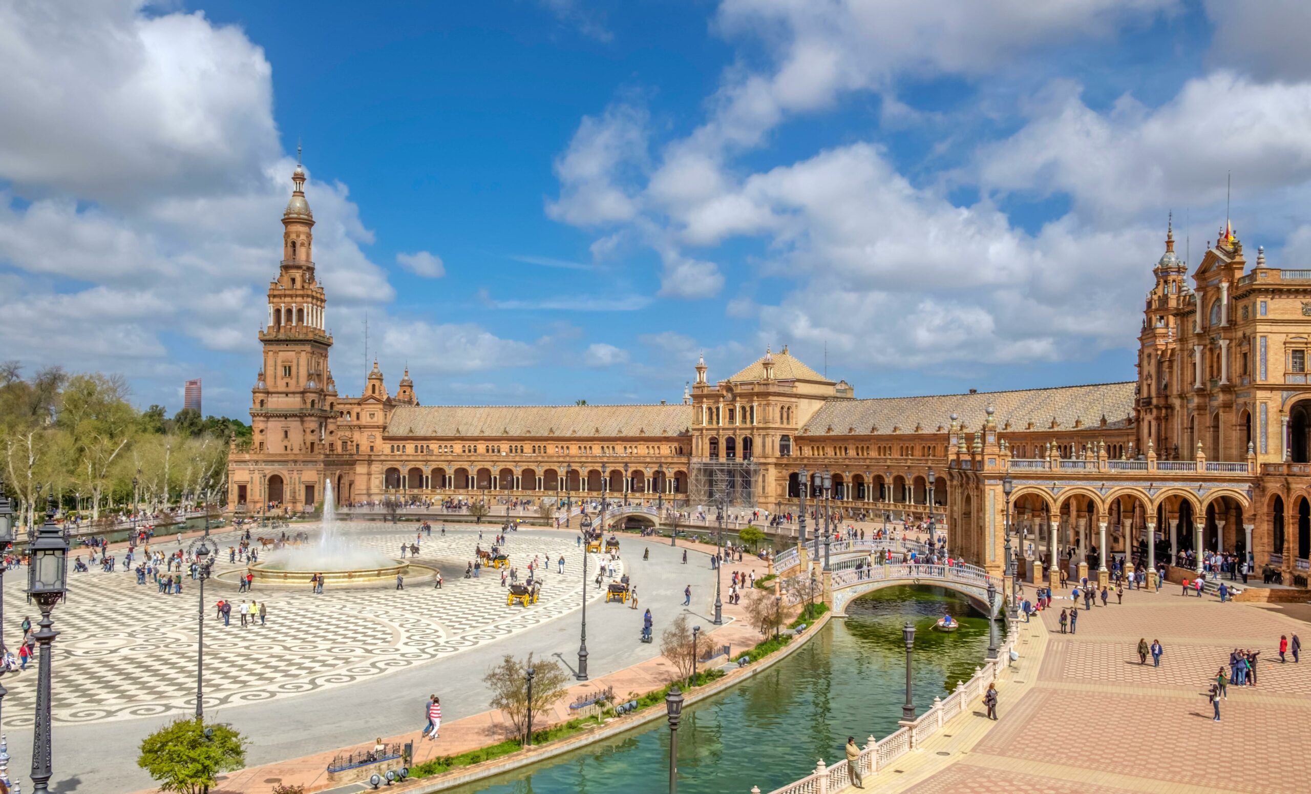 Étudier en Espagne : une immersion unique entre soleil, culture et ouverture sur le monde