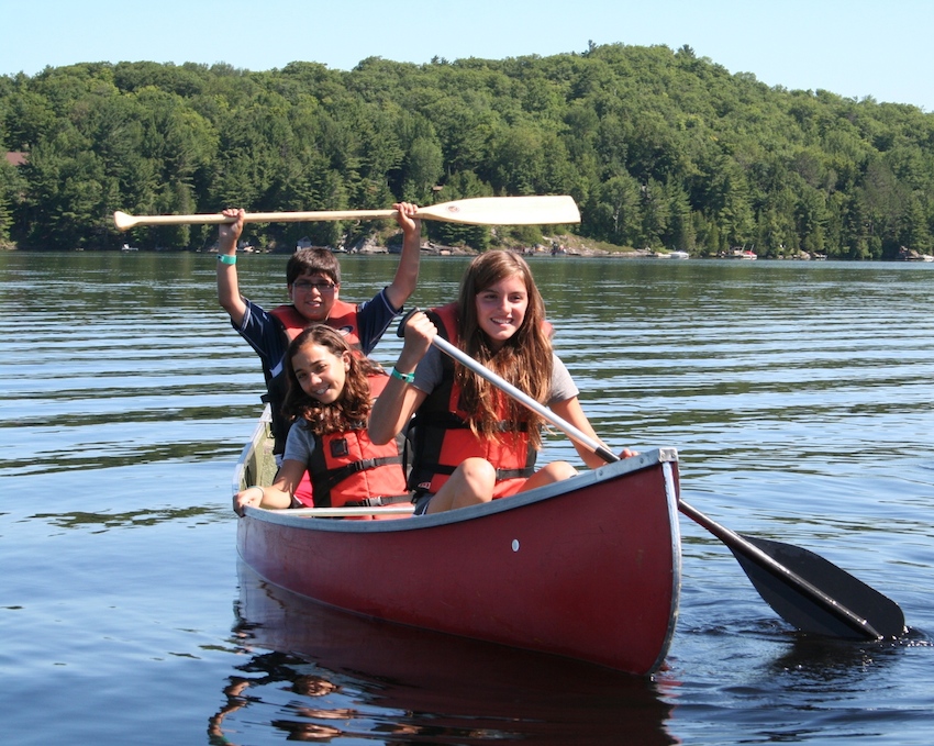 Swallowdale, canoeing.jpg